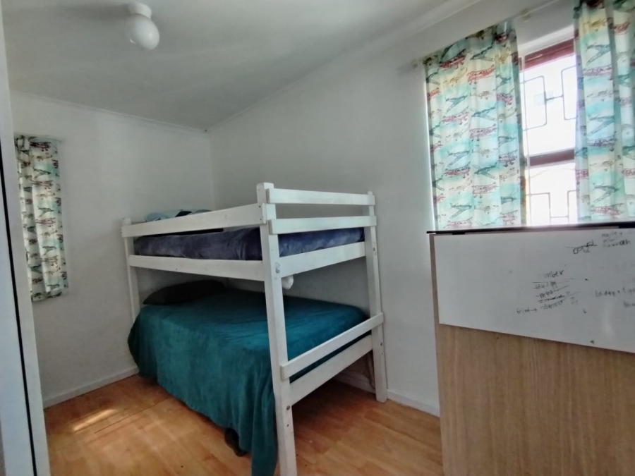 2 Bedroom Property for Sale in Hillcrest Heights Western Cape